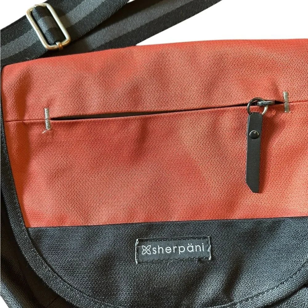 Sherpani Lightweight Crossbody Shoulder Bag Orange/Red and Black